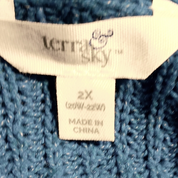 Terra & Sky NWT Women's Sweater Double Ruffle Shoulder, Bubble Sleeve, 2X, Blue - Picture 2 of 8